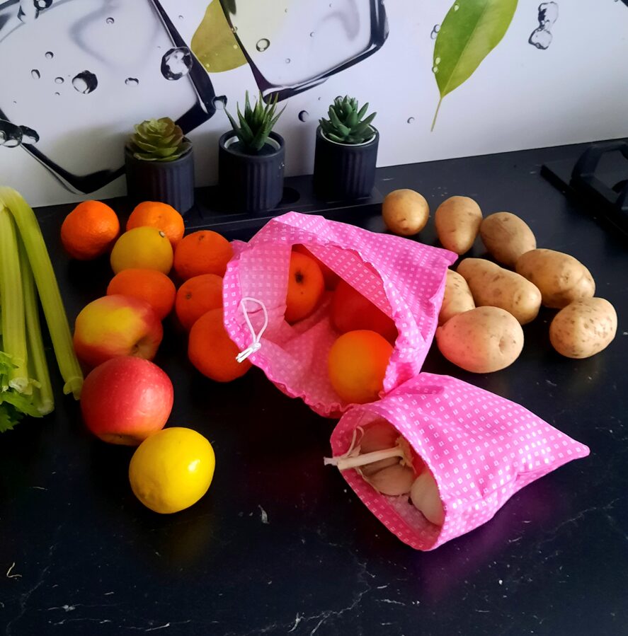 Rožinių medvilninių maišelių komplektas