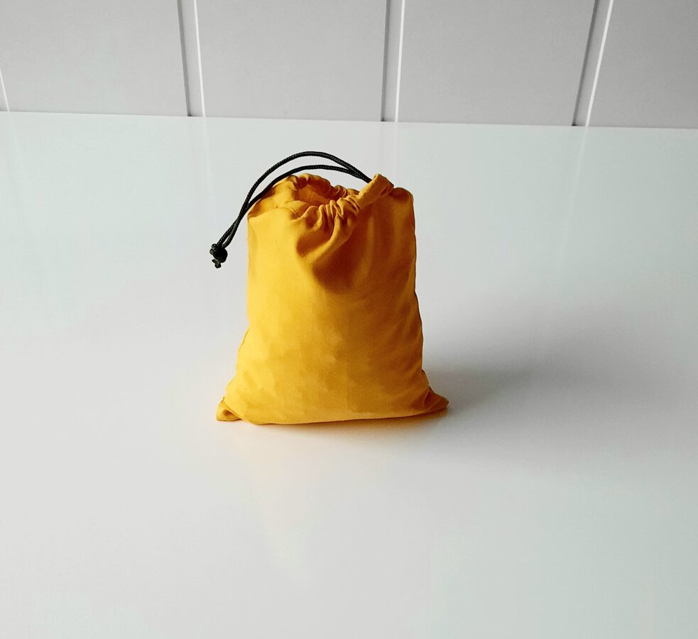 Geltonas medvilninis maišelis